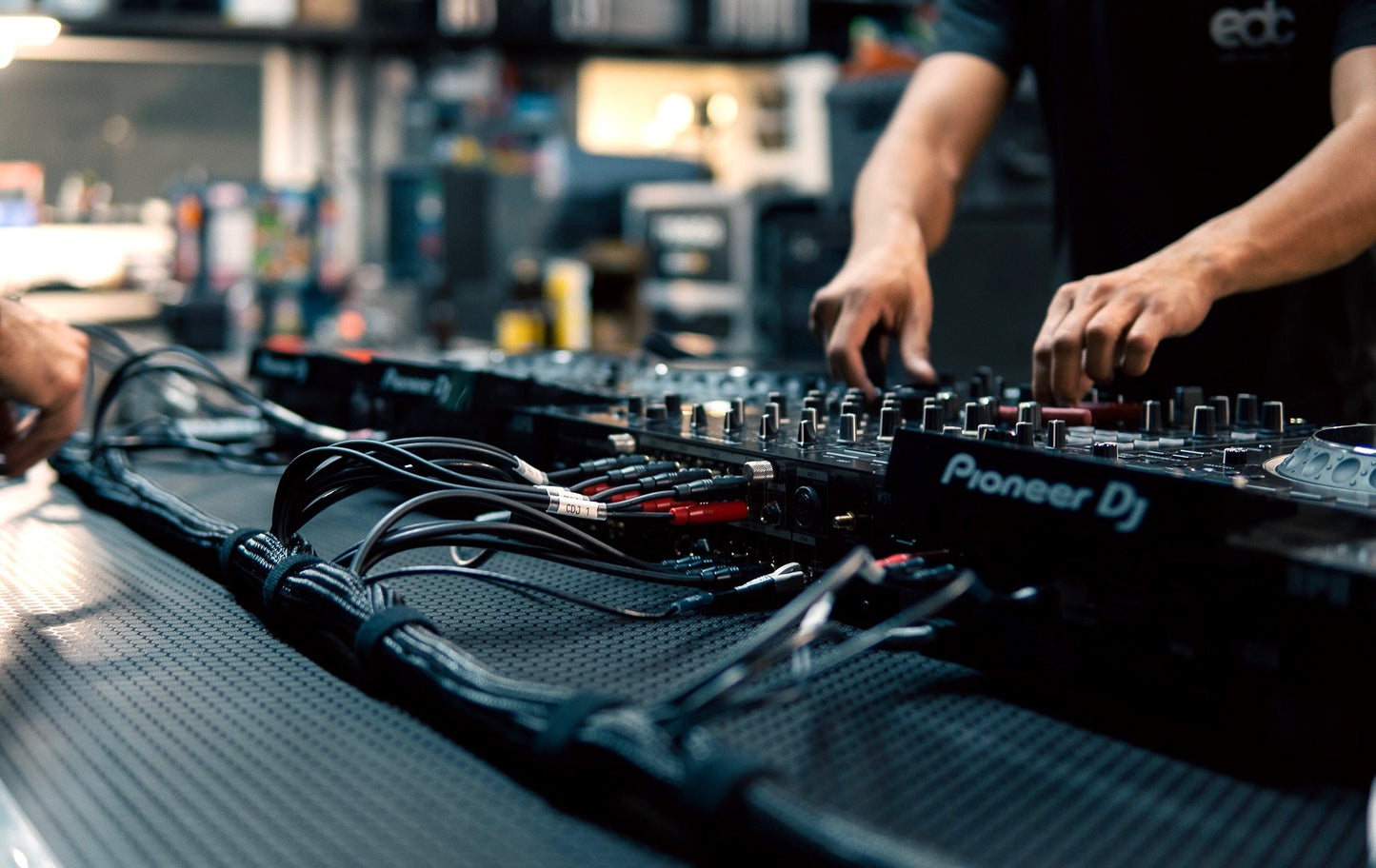 SHÄDÖW 4 CDJ Link Harness