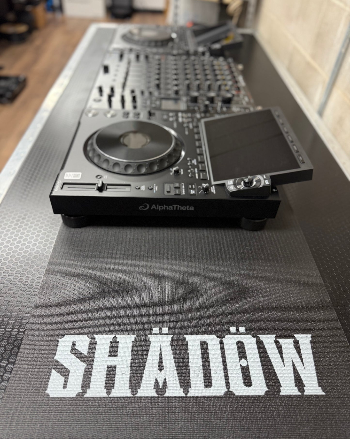 SHÄDÖW DJ Yoga Mat